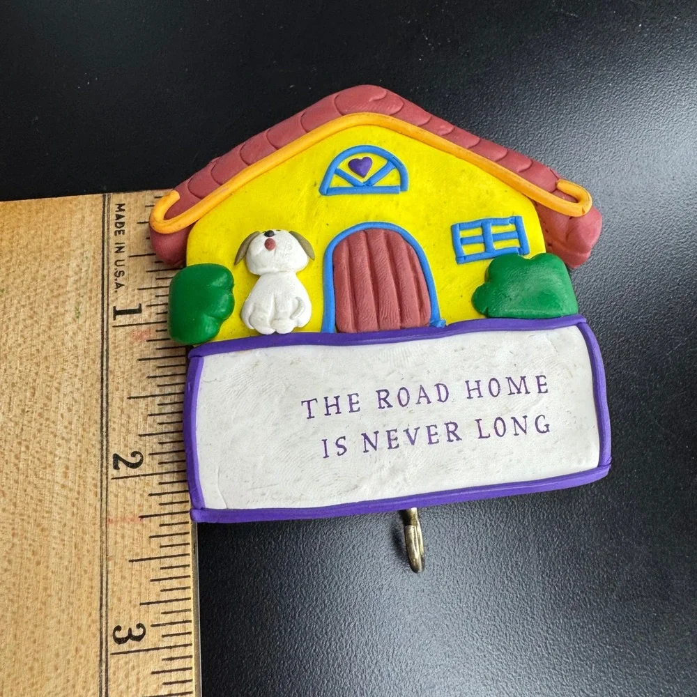 Dog House Wall Decor Key Holder The Road Home Is Never Long Cute Magnet‎ 3D
